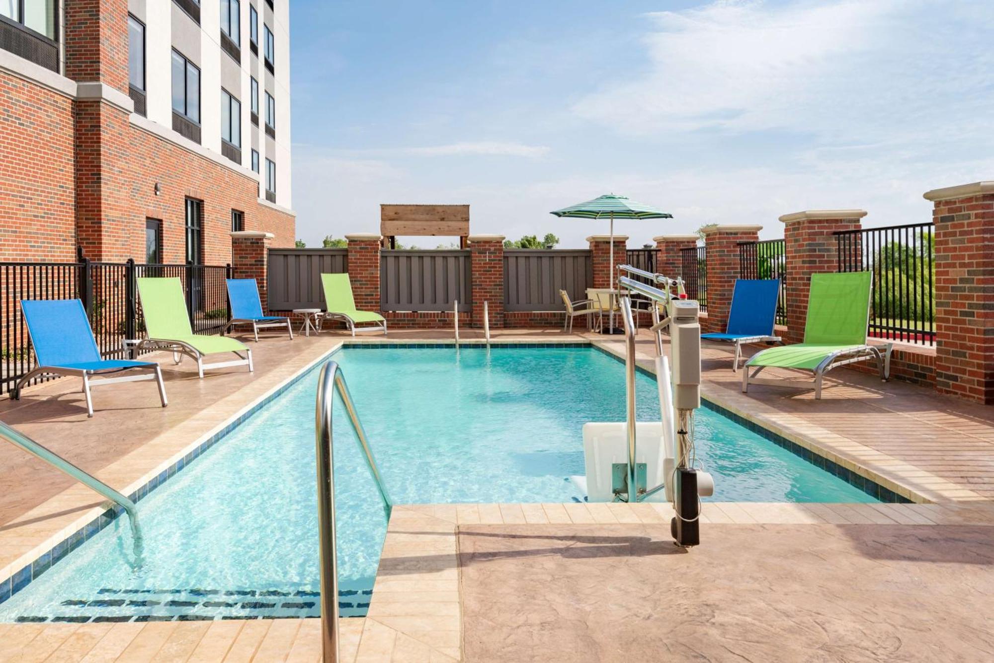 Hampton Inn & Suites Norman-Conference Center Area, Ok Ngoại thất bức ảnh